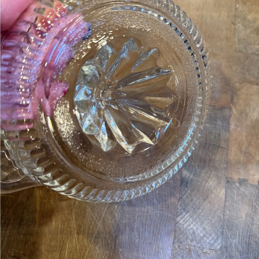 Vintage Clear Glass Lemon Citrus Juicer Classic Home Dining Reamer